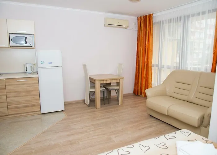 Apartament Lev Ravda