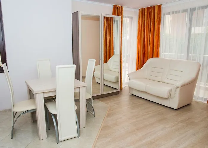 Lev Apartament Ravda